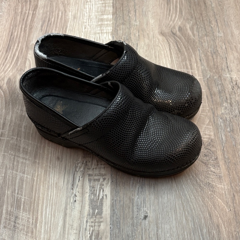 Dansko Black Textured Women's Shoes
